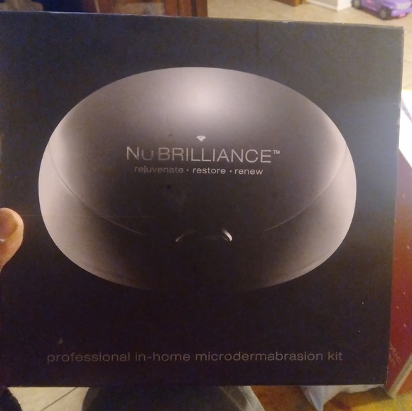 Nu Brilliance Professional In-Home Microdermabrasion Dual Action System